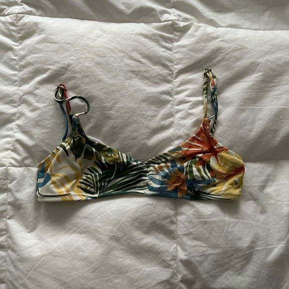 Rhythm Bikini Top - Picture 1 of 2